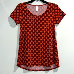 Lularoe classic tee top. Size XXS. NWT.